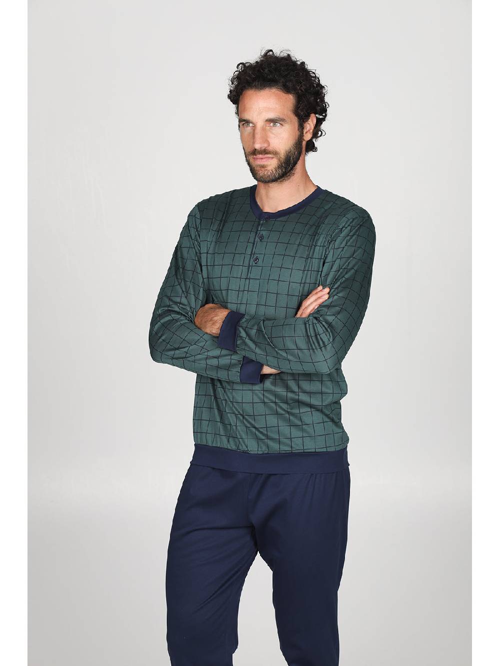 Julipet Pigiama serafino con maglia disegni a quadri, in ricercato luxury jersey Italia