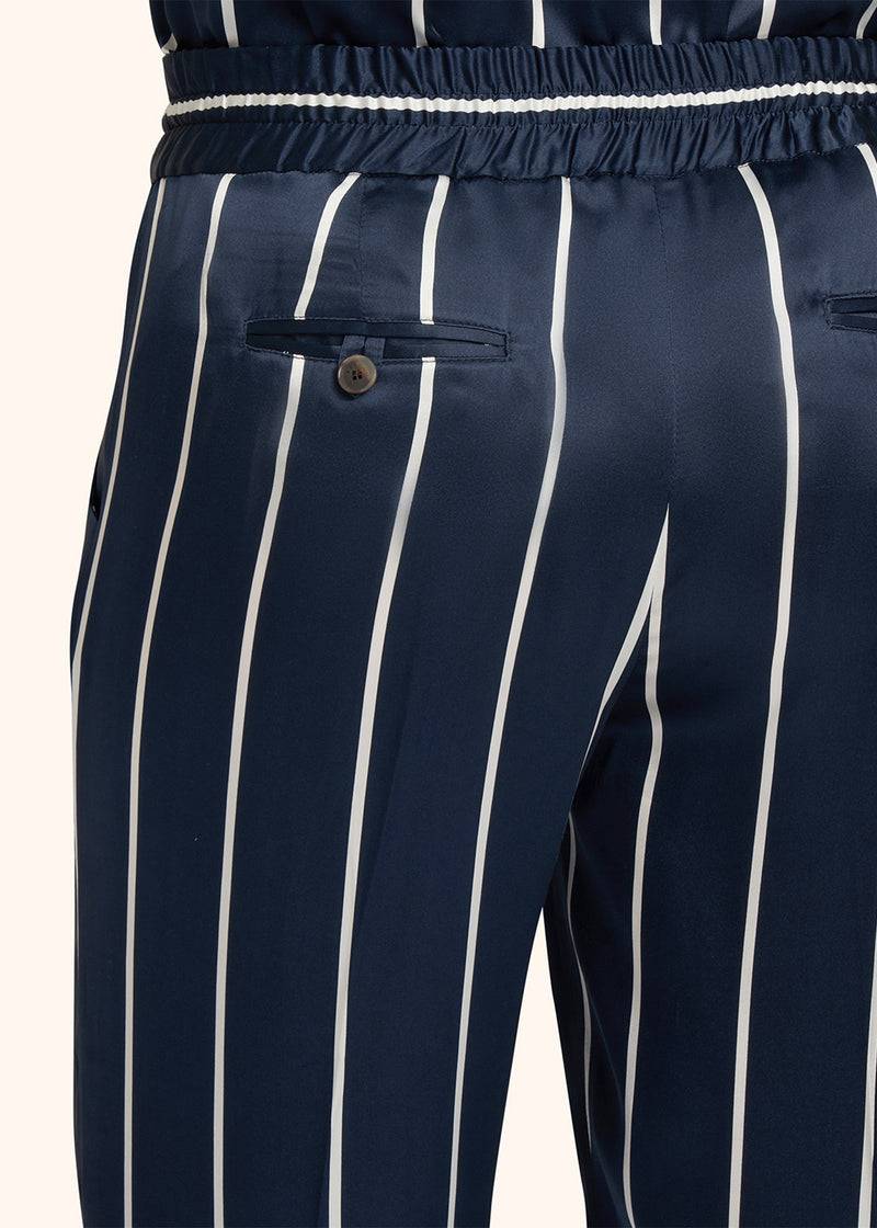 Kiton PANTALONI SETA D56106K0978C05 Offerta