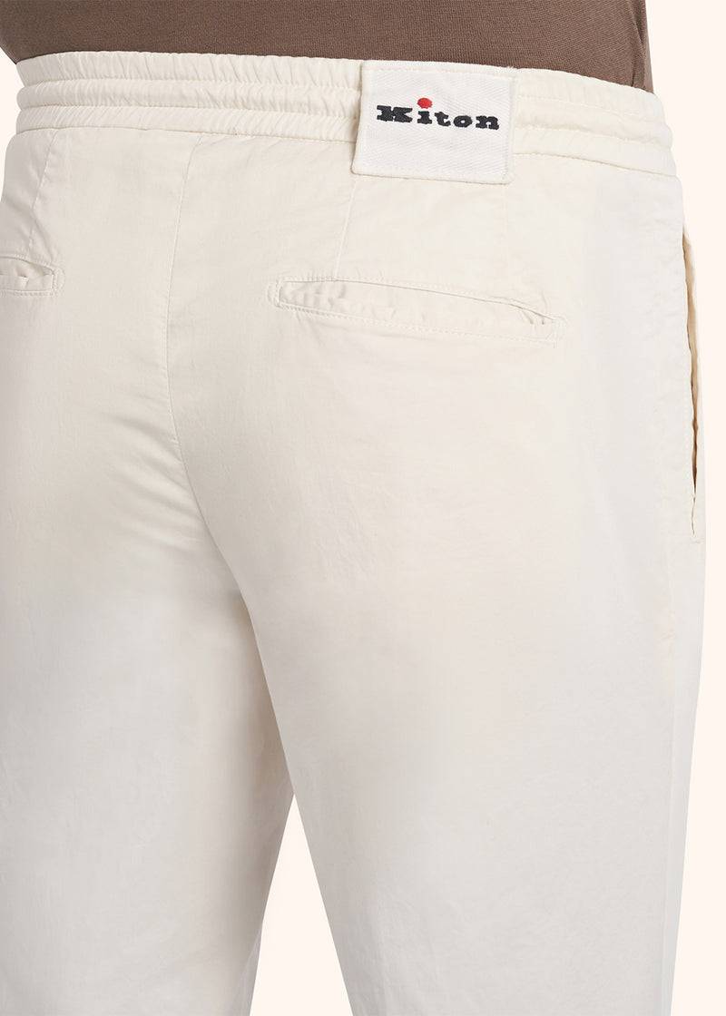 Kiton PANTALONI COTONE UP1LACK0600D01 Liquidazione