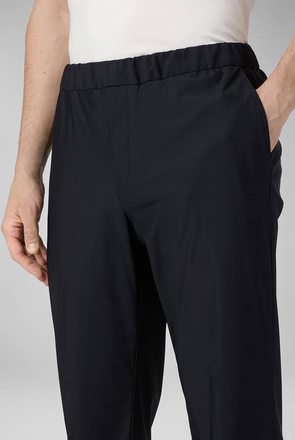 Lab. Pal Zileri Pantaloni leggeri in tessuto tecnico Acquista Ora