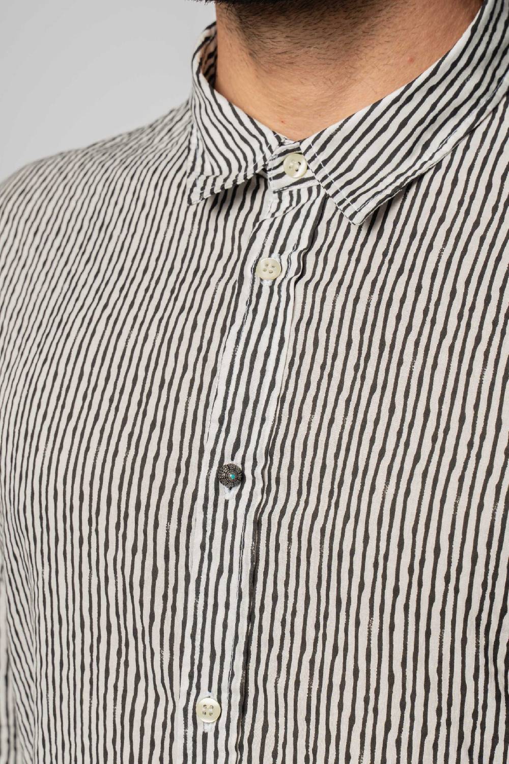 Officina 36 Camicia nera in popeline stampato Vendita