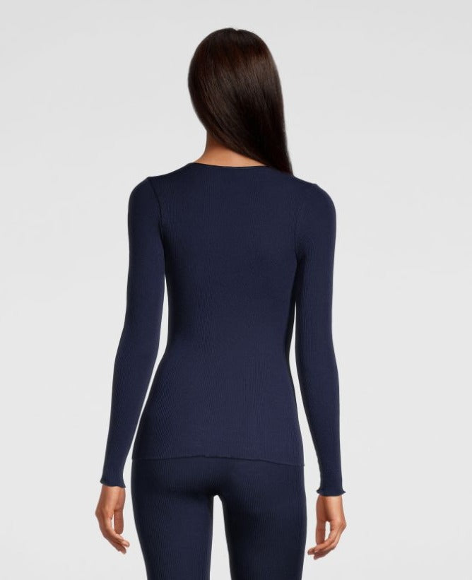 Oscalito Maglia a maniche lunghe con scollo a V in raso di lana e seta 4248 Italy