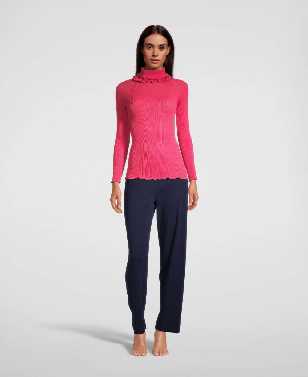 Oscalito Top lupetto in lana e seta con cuciture overlock a contrasto Circus 6695 Pezzi Unici
