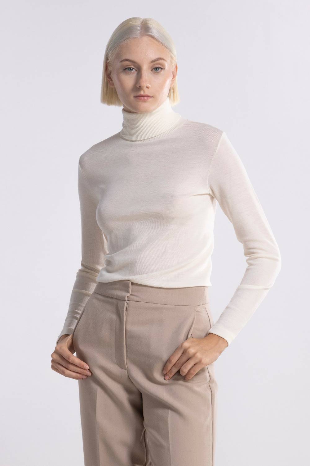 Oscalito Maglia Dolcevita a Maniche Lunghe in tessuto liscio di Lana e Seta 3478 Soddisfazione Garantita