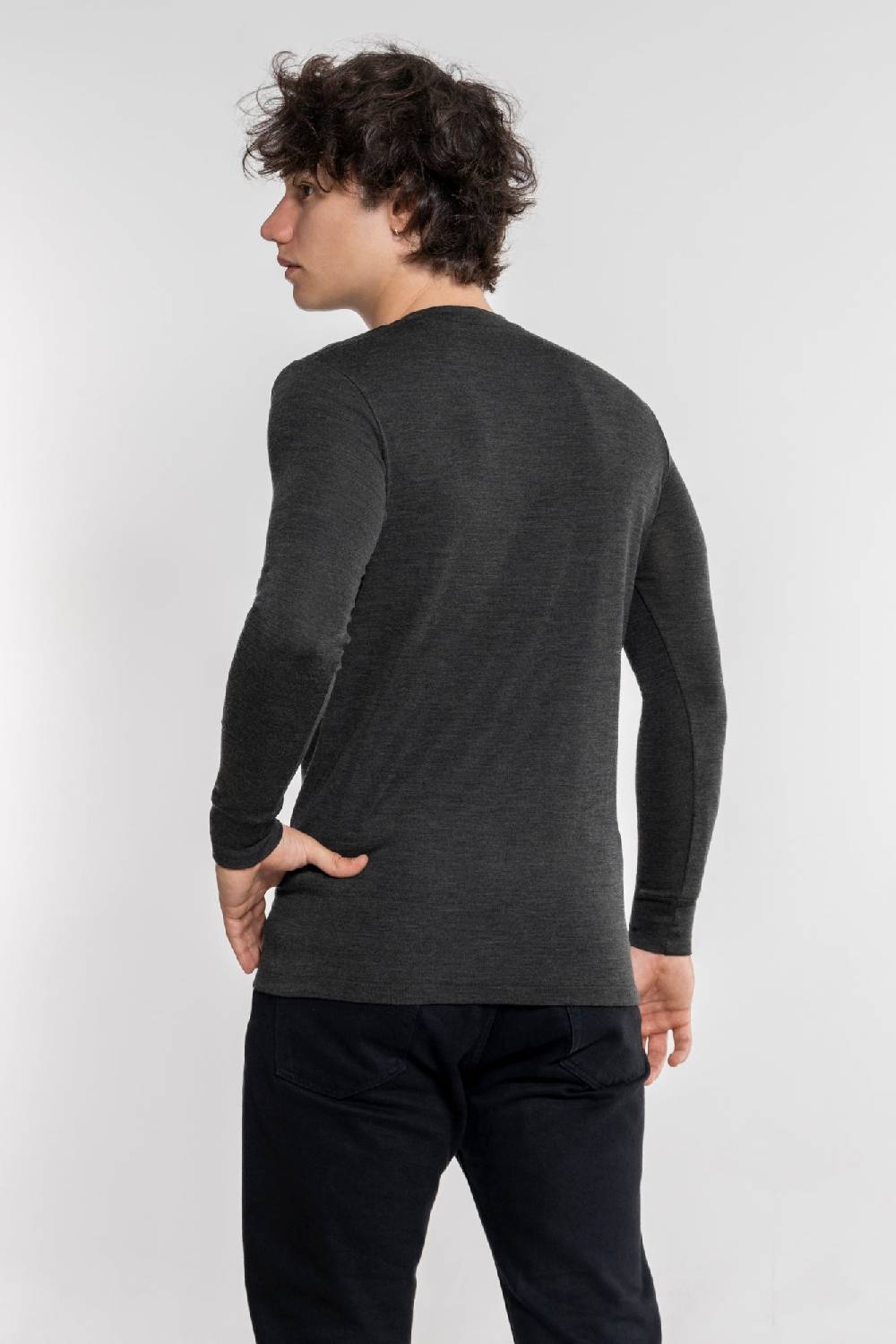 Oscalito Top in Lana e Seta 626 Offerte