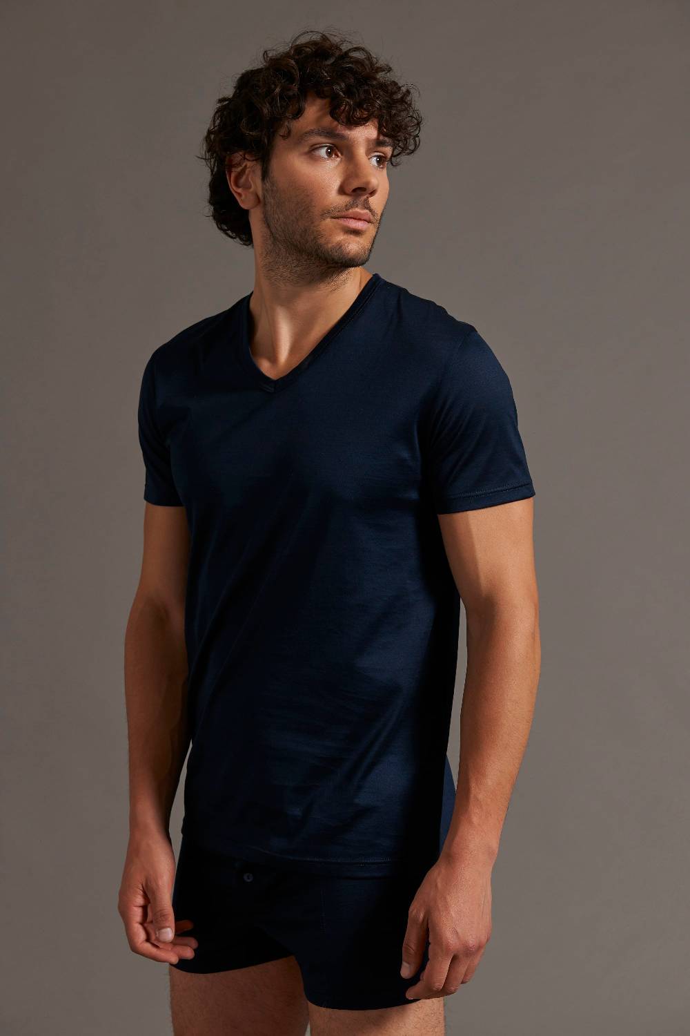 Oscalito Filoscozia® T-Shirt Scollo V 2602 2025