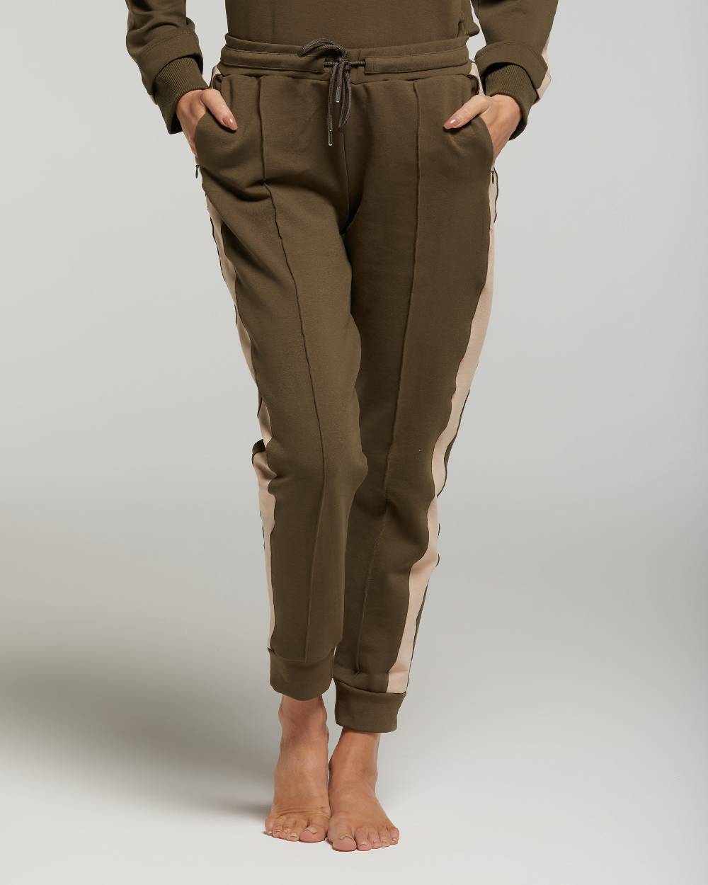 Pompea Set Completo Tuta donna Freetime (Verde militare) Sconto