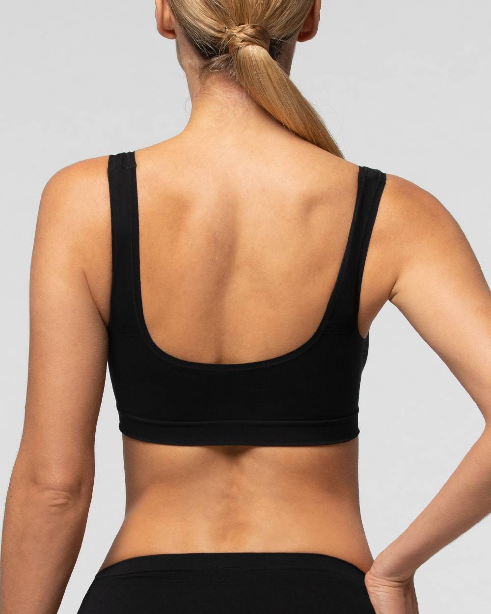 Pompea Brassiere spalla larga Seamless Offerta esclusiva