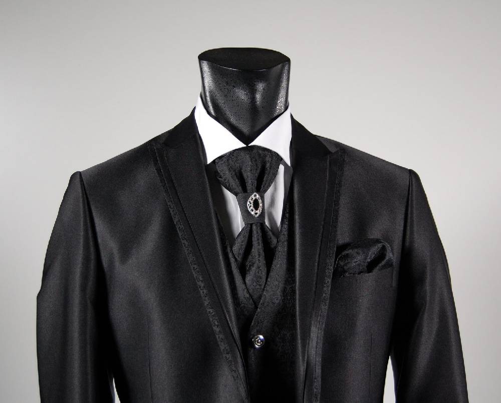Musani Milano Cerimonia Abito da sposo nero slim fit completo di gilet cravatta e camicia musani milano Shopping Online