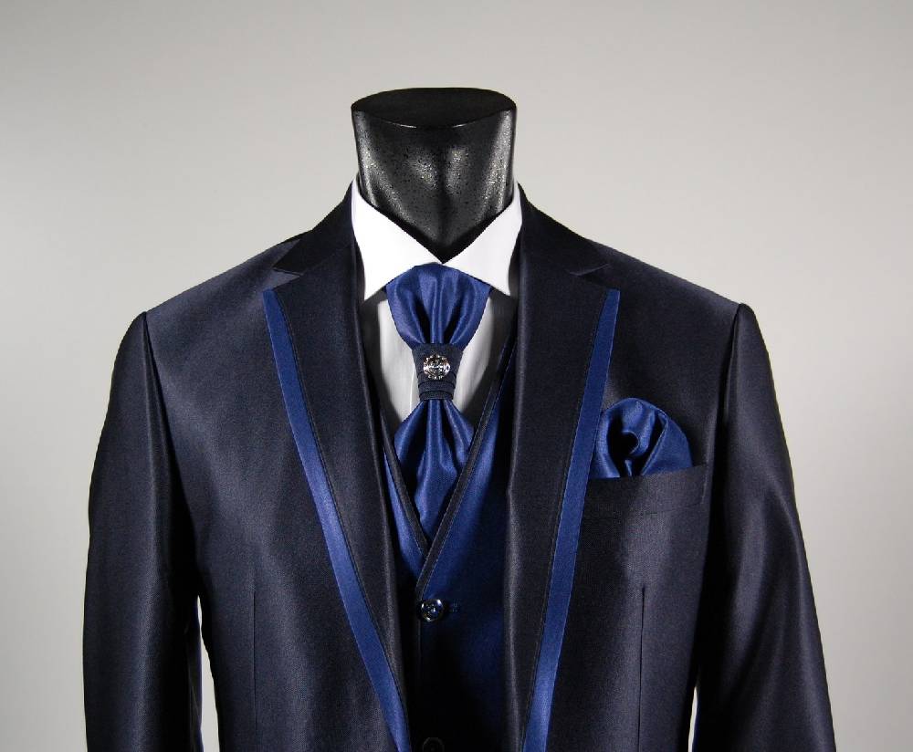 Musani Milano Cerimonia Abito blu musani milano cerimonia completo di gilet cravatta e camicia Affare Del Giorno