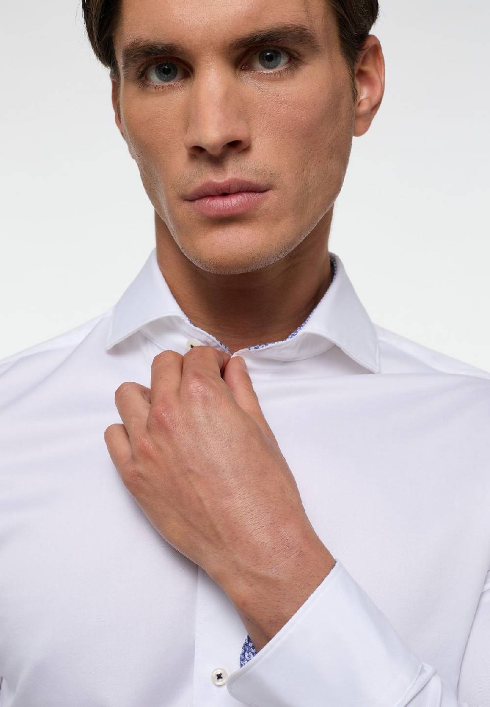 Eterna Camicia bianca eterna slim fit cotone twill interno in contrasto Offerta settimanale