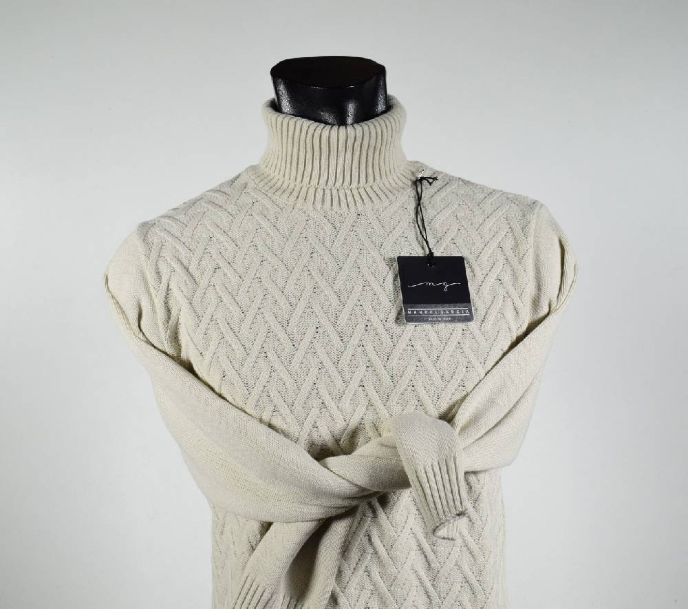 Manuel Garcia Dolcevita manuel garcia beige in misto lana Sconto