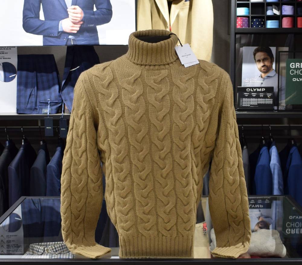 Gran Sasso Dolcevita a trecce cammello lana super geelong air wool