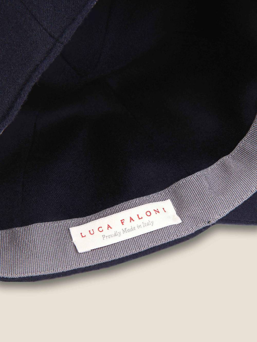 Luca Faloni Cappellino da baseballCashmere Economico