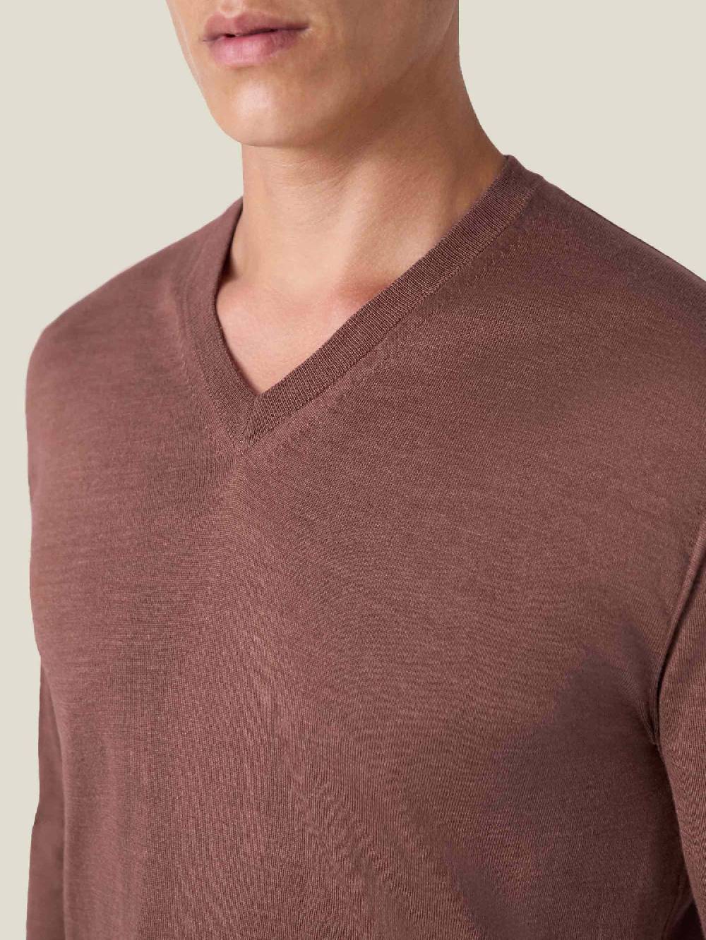 Luca Faloni Scollo a VSeta-Cashmere Convenienza