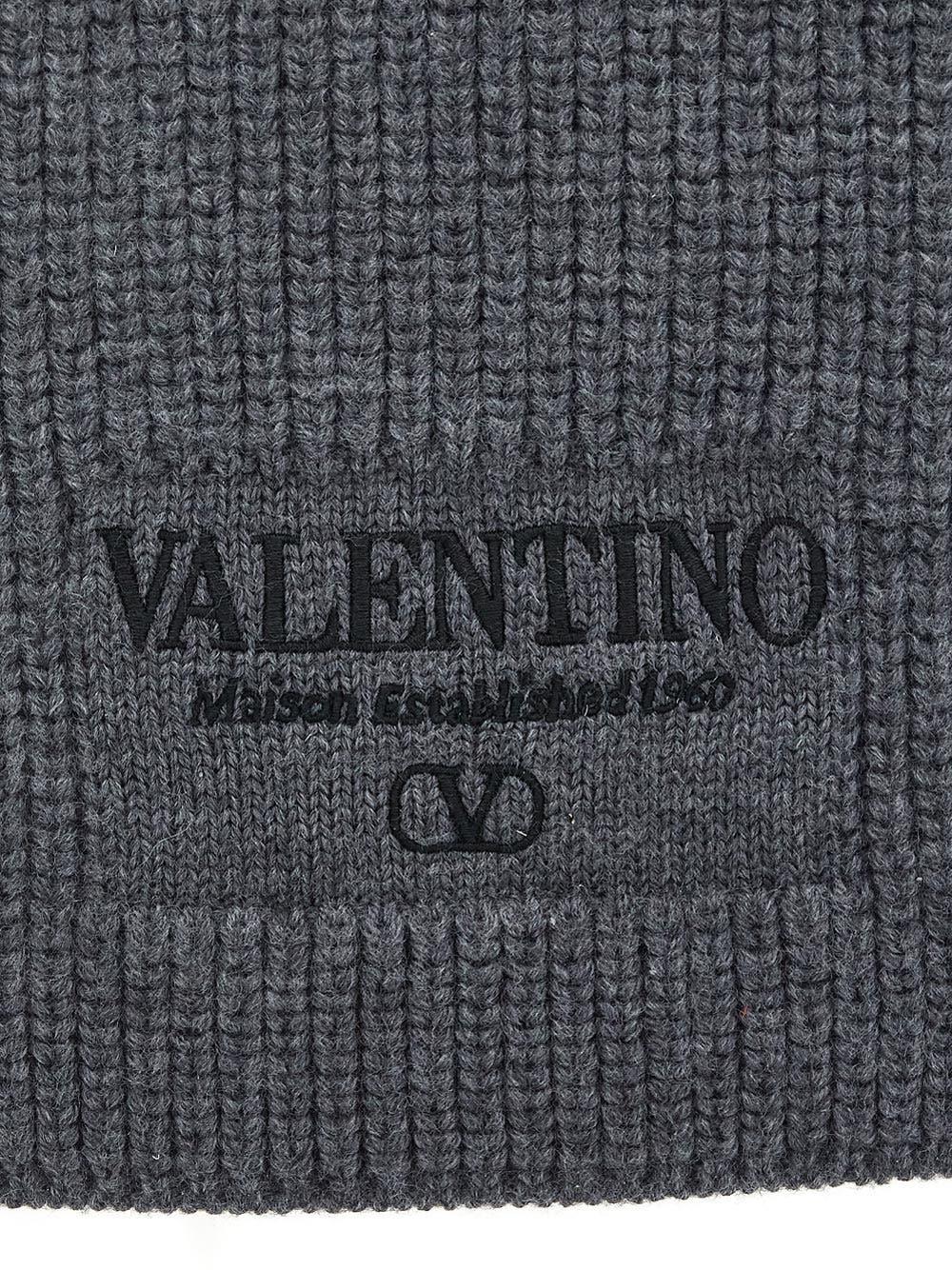 Oluxury Valentino Garavani Logo Scarf Italy