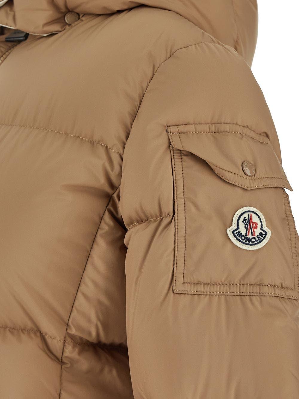 Oluxury Moncler Fourmines Jacket Esporta salva
