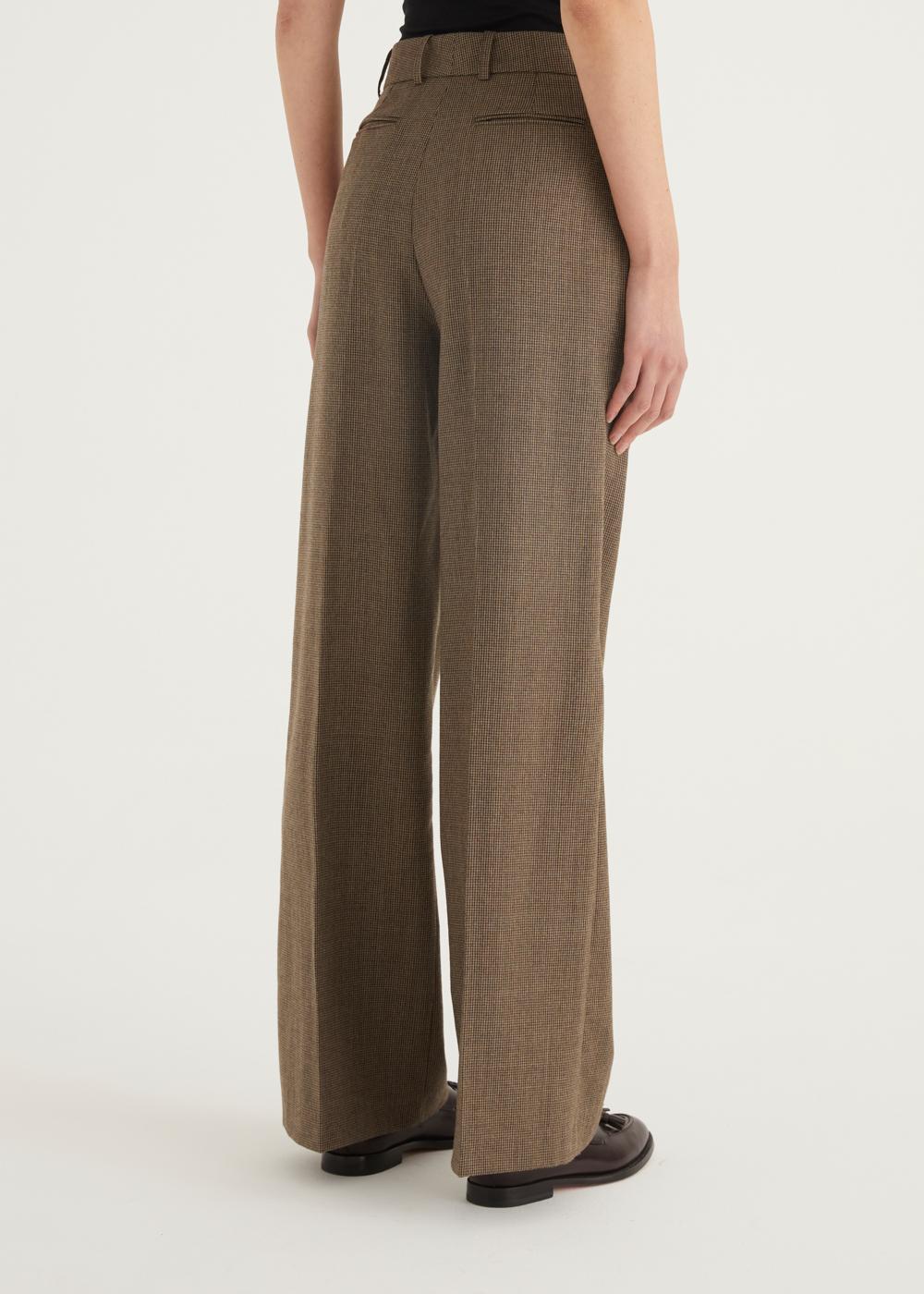 Rosso35 Pantalone ampio con pinces Presa