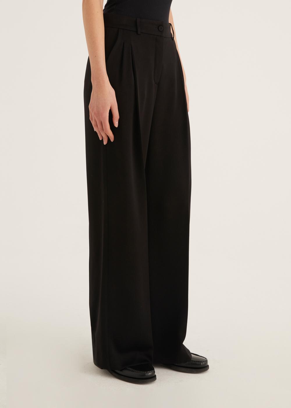 Rosso35 Pantalone ampio plissettato Offerta