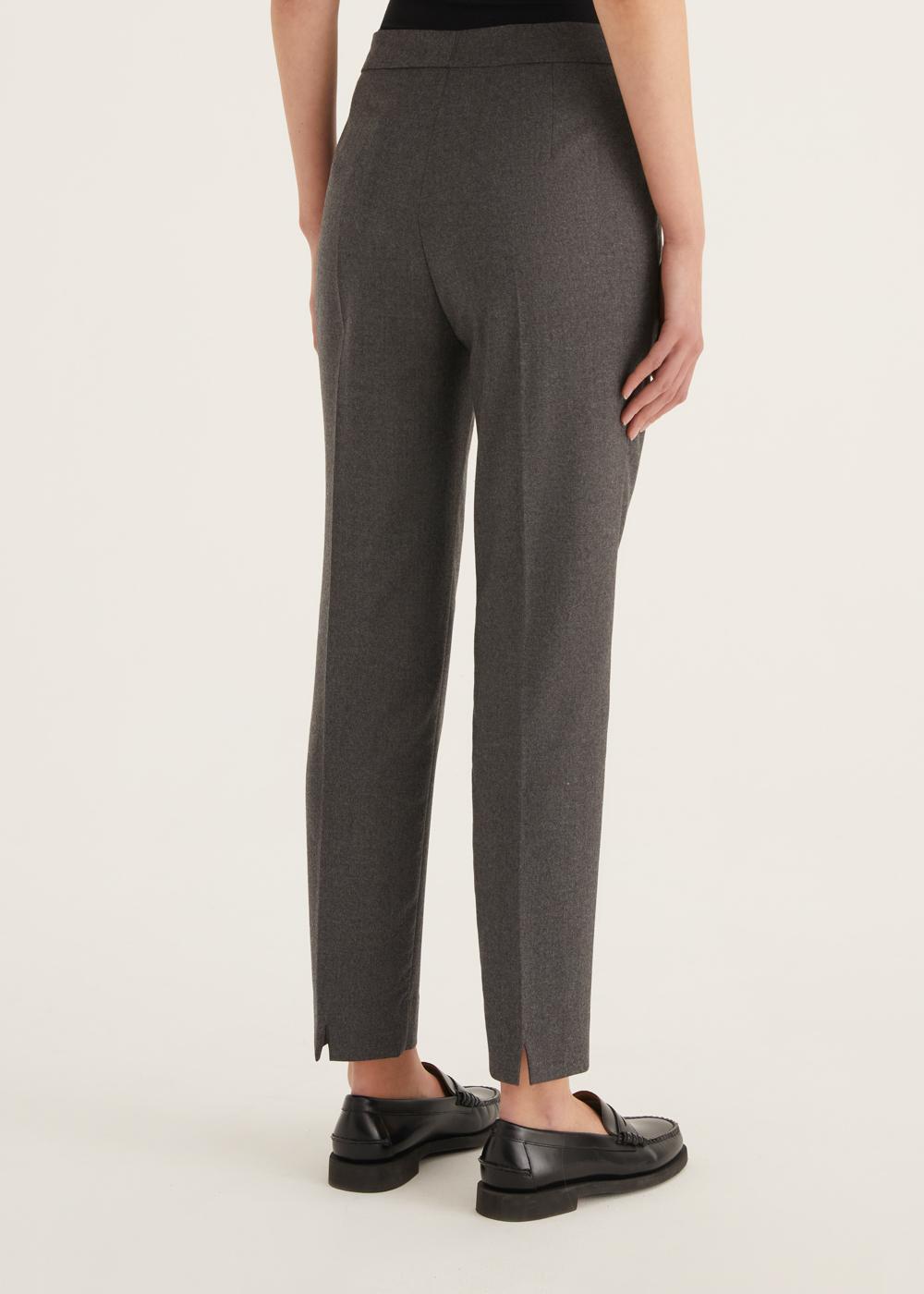 Rosso35 Pantalonecapri “Brigitte” con zip frontale In Linea