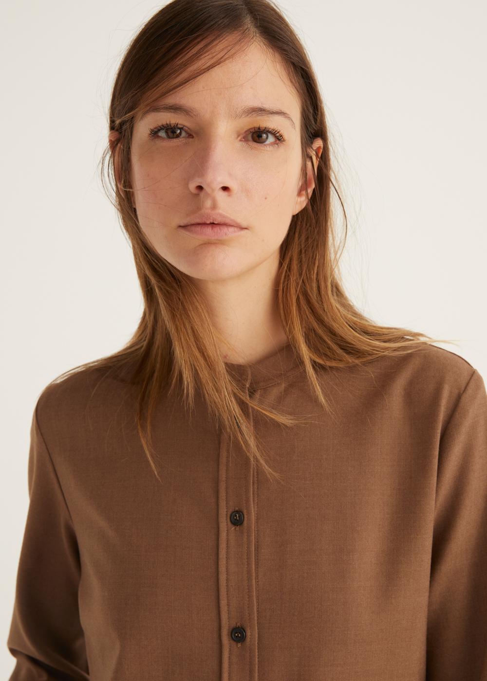 Rosso35 Camicia con collo alla coreana Soddisfazione Garantita