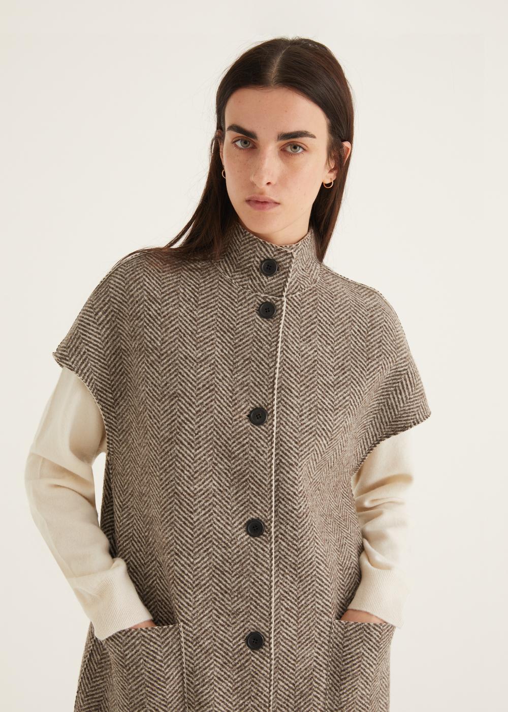 Rosso35 Cappotto senza maniche taglio vivo Spedizione Gratuita