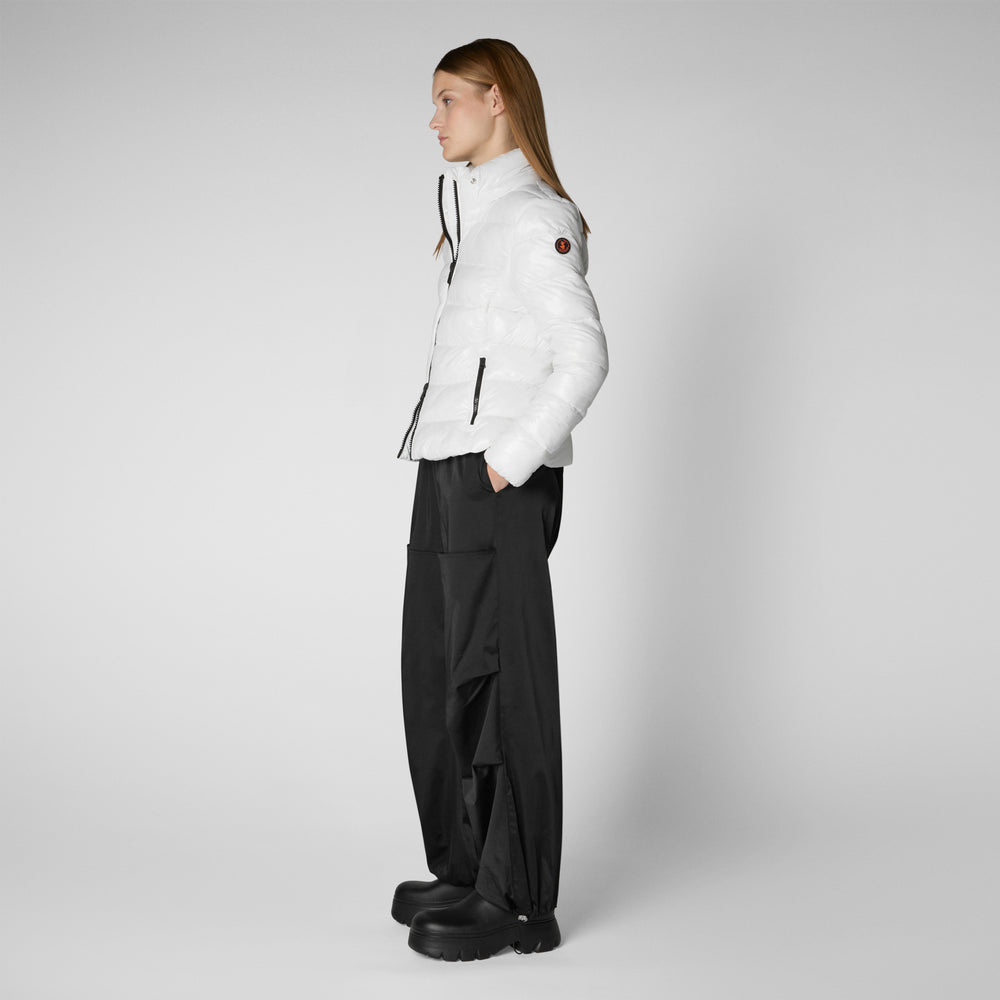 Save the duck PIUMINO ANIMAL FREE CON CAPPUCCIO DONNA COSMARY BIANCO NATURALE Sottocosto