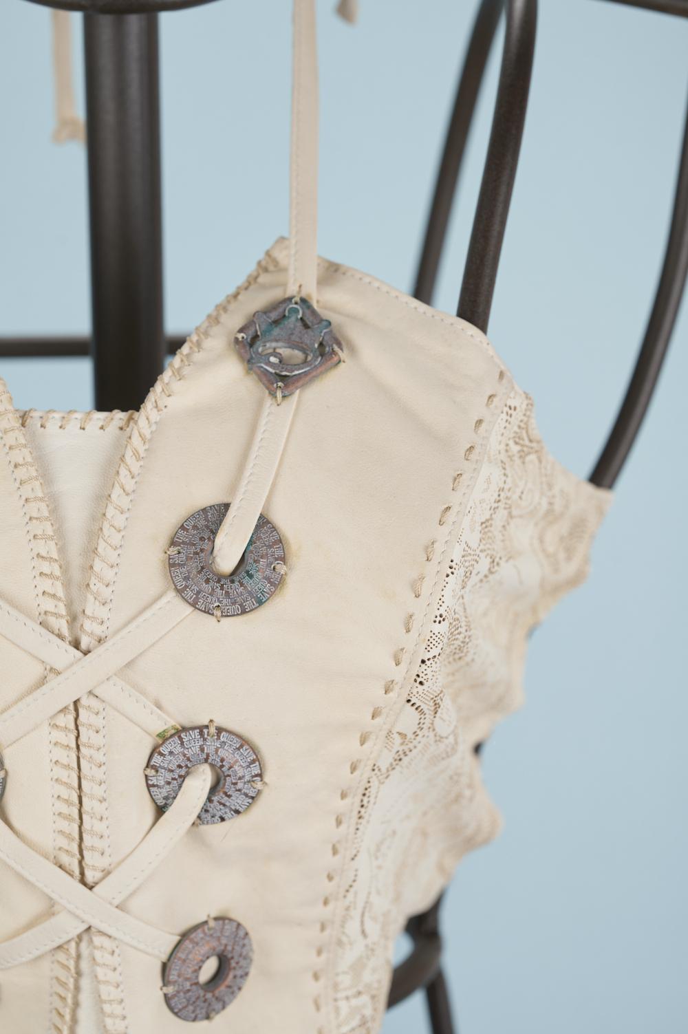 Save The Queen Gilet color avorio in vera pelle con applicazioni Hotsell