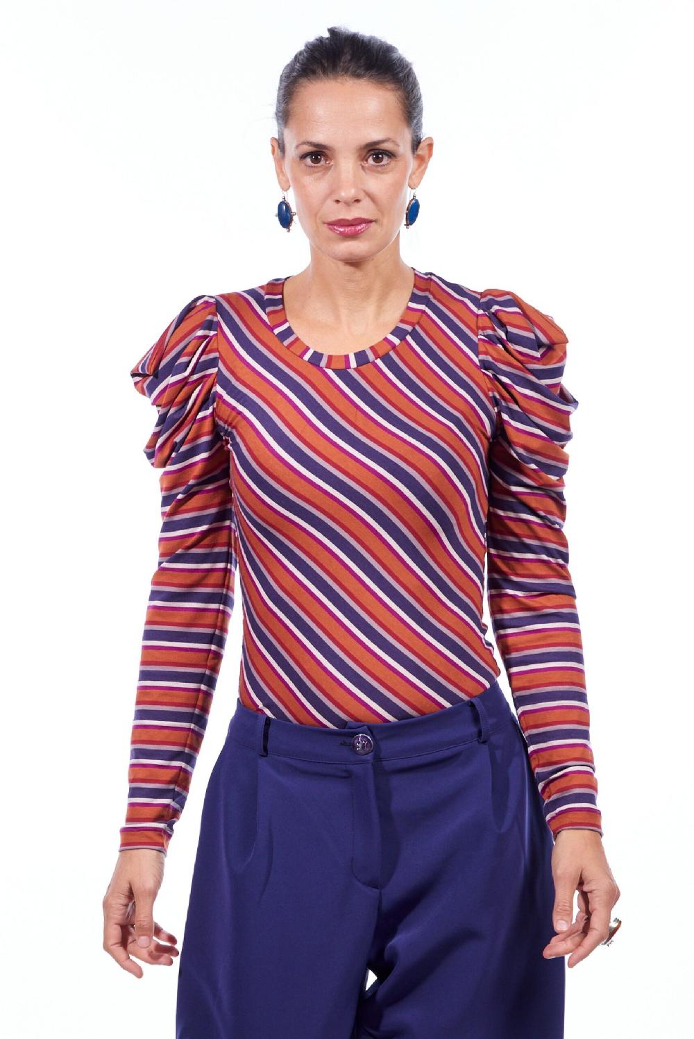Save The Queen t-shirt a righe oblique Presa