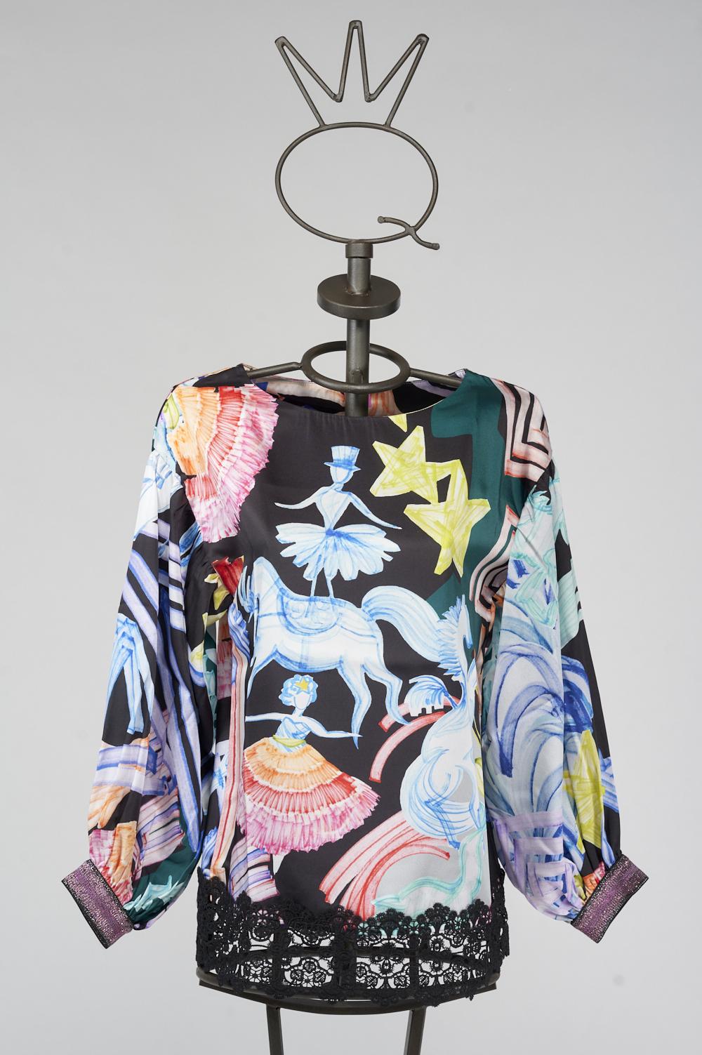 Save The Queen Blusa in raso con stampa dedicata al Circo Outlet