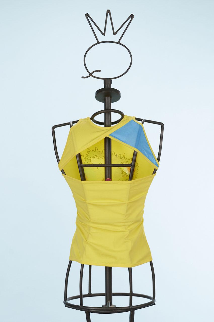 Save The Queen Top giallo Convenienza