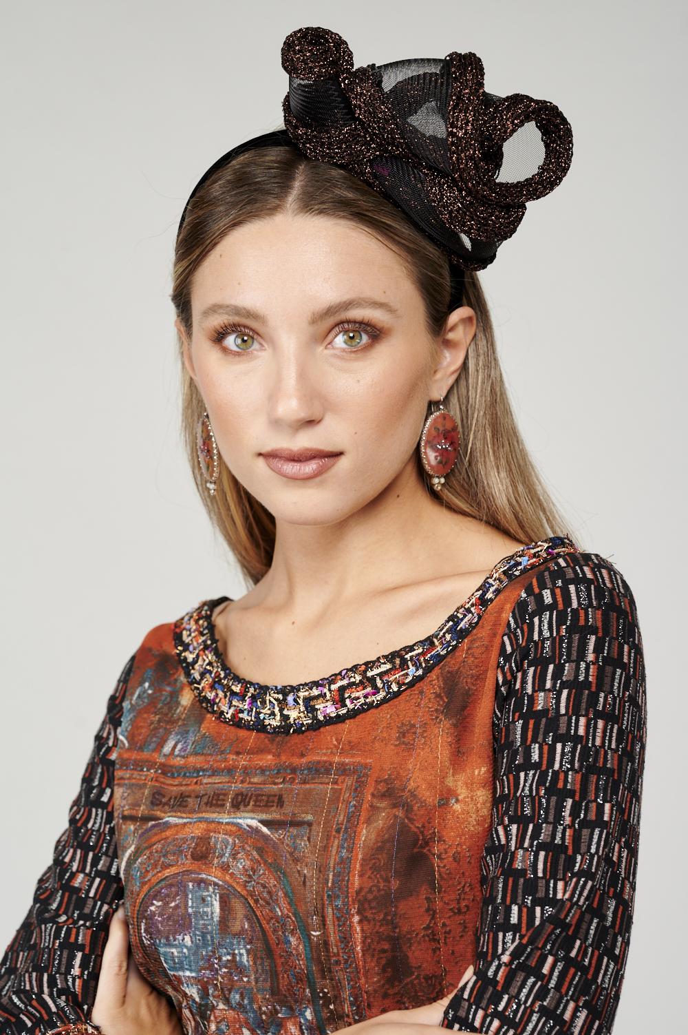 Save The Queen Cerchietto in velluto nero Sconto