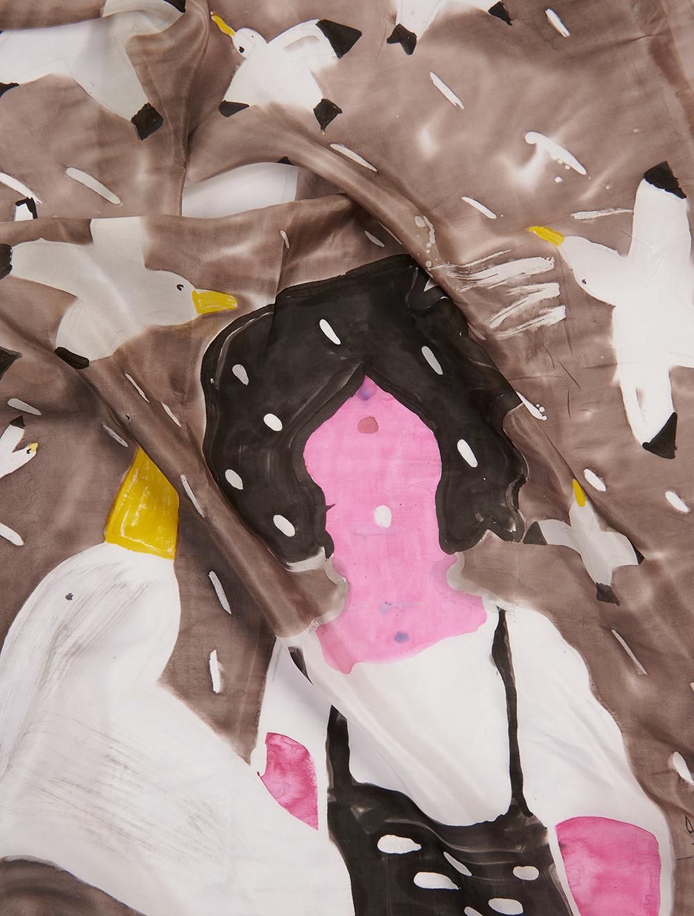 Save The Queen Foulard in seta con stampa gabbiani Promozione