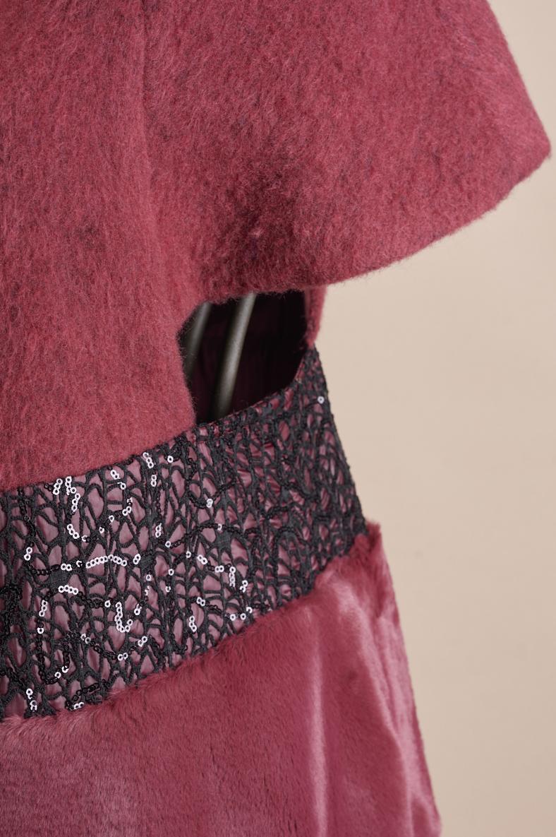 Save The Queen Mantella in lana ed eco pelliccia con dettagli di paillettes Italy