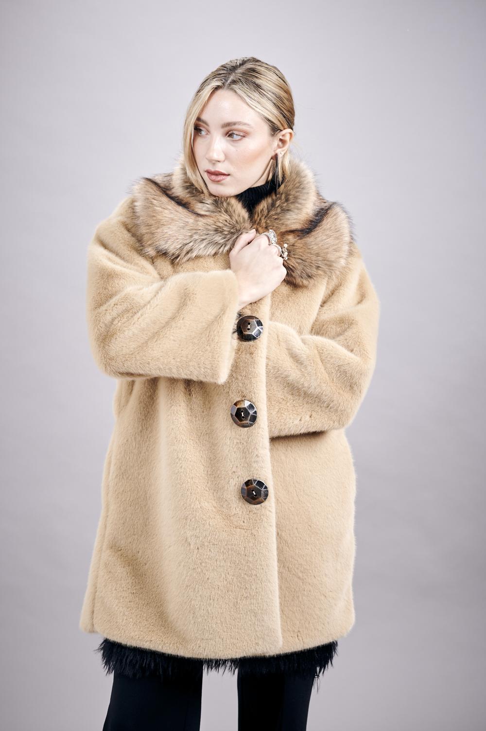 Save The Queen Cappottino in ecopelliccia beige Economico