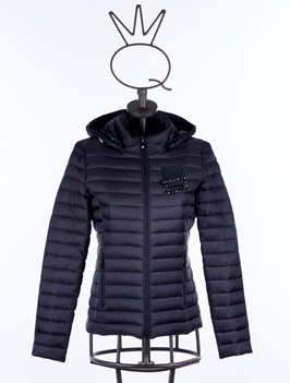Save The Queen Piumino leggero color nero Promozione