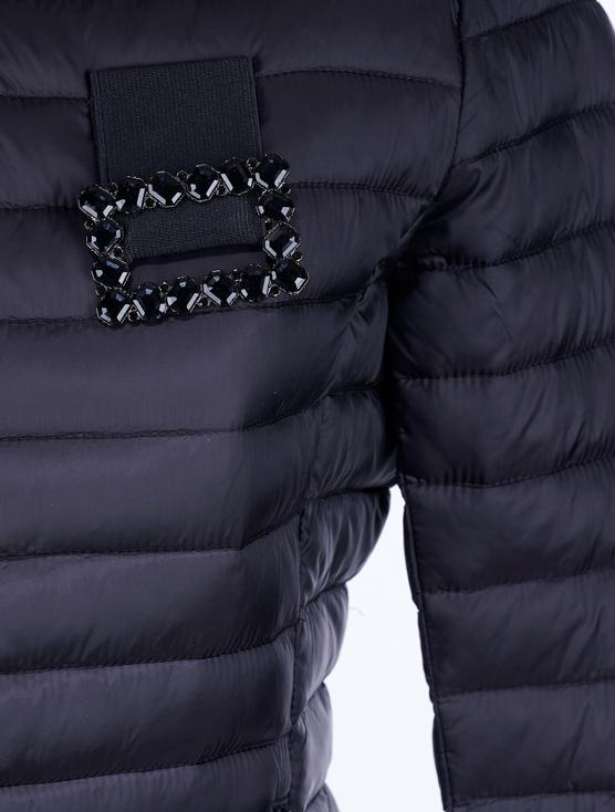 Save The Queen Piumino leggero color nero Promozione