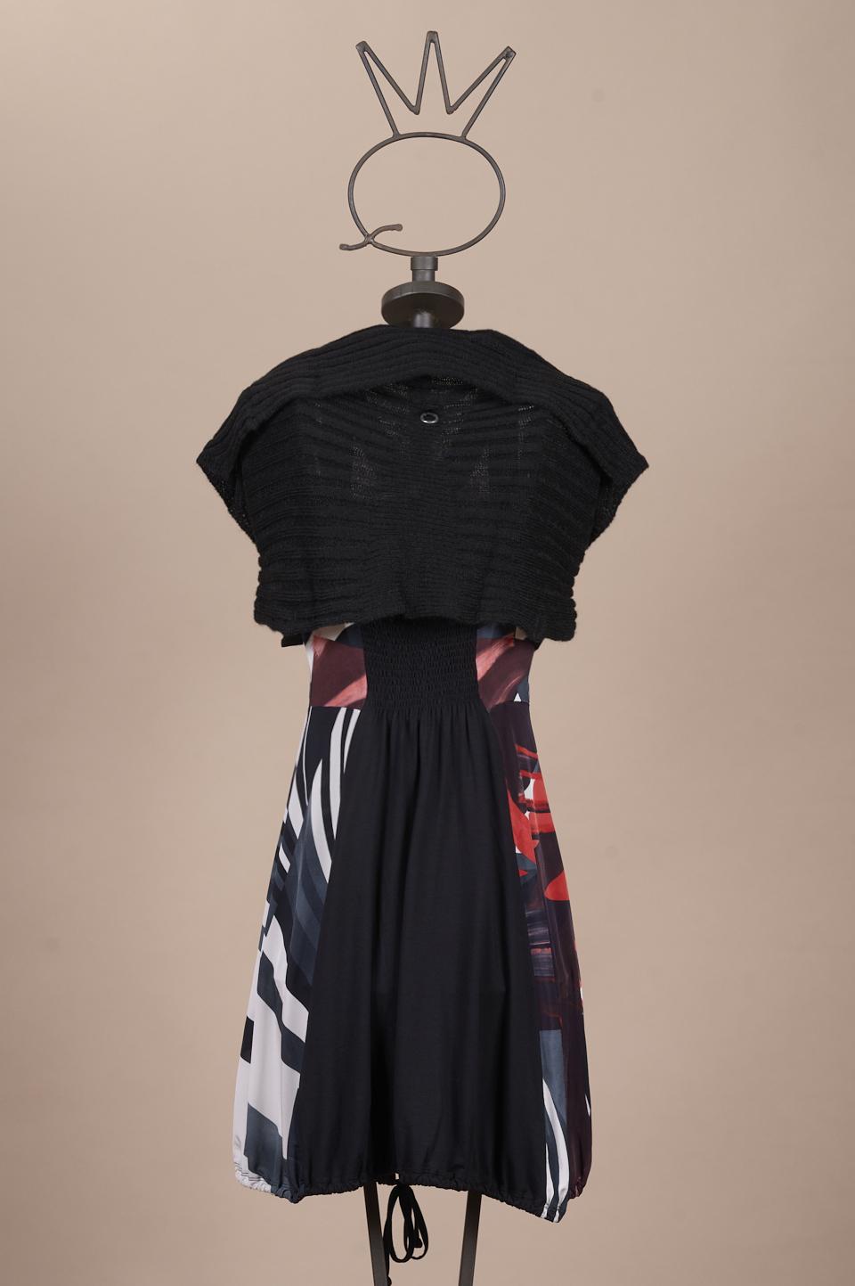 Save The Queen Vestito corto con coprispalle Offerta