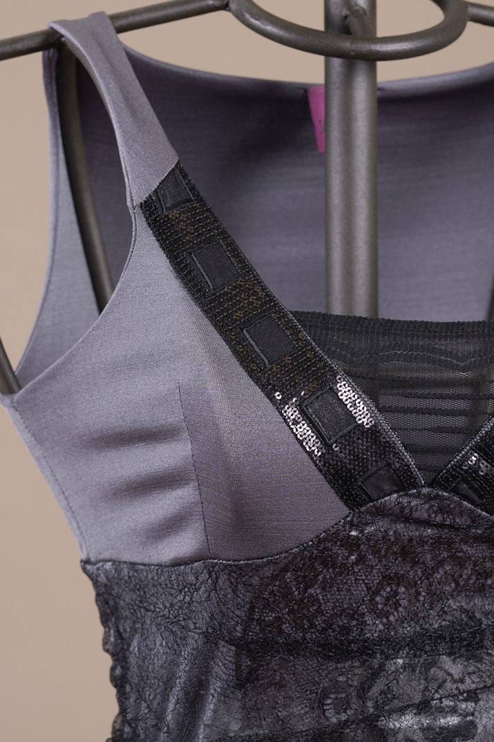 Save The Queen Vestito corto grigio Online