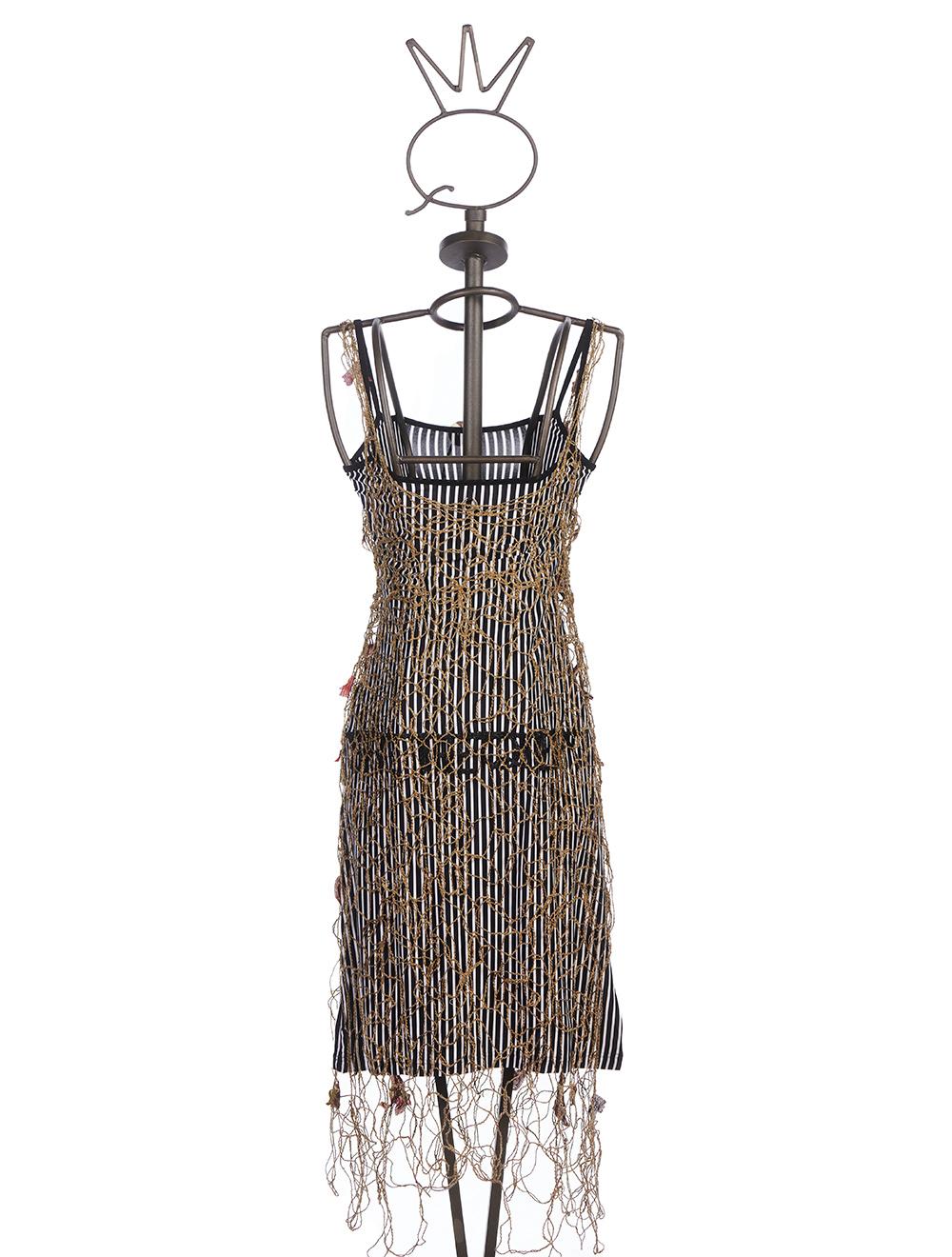 Save The Queen Vestito al ginocchio a righe con rete e ricamo 2025