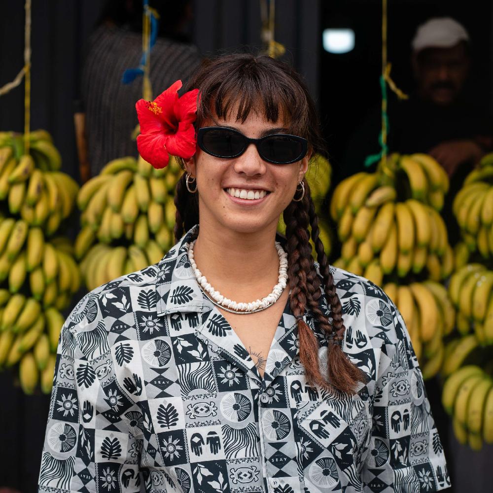 Seay / Camicia Hawaiana Grigia Nera Symbols Qualità