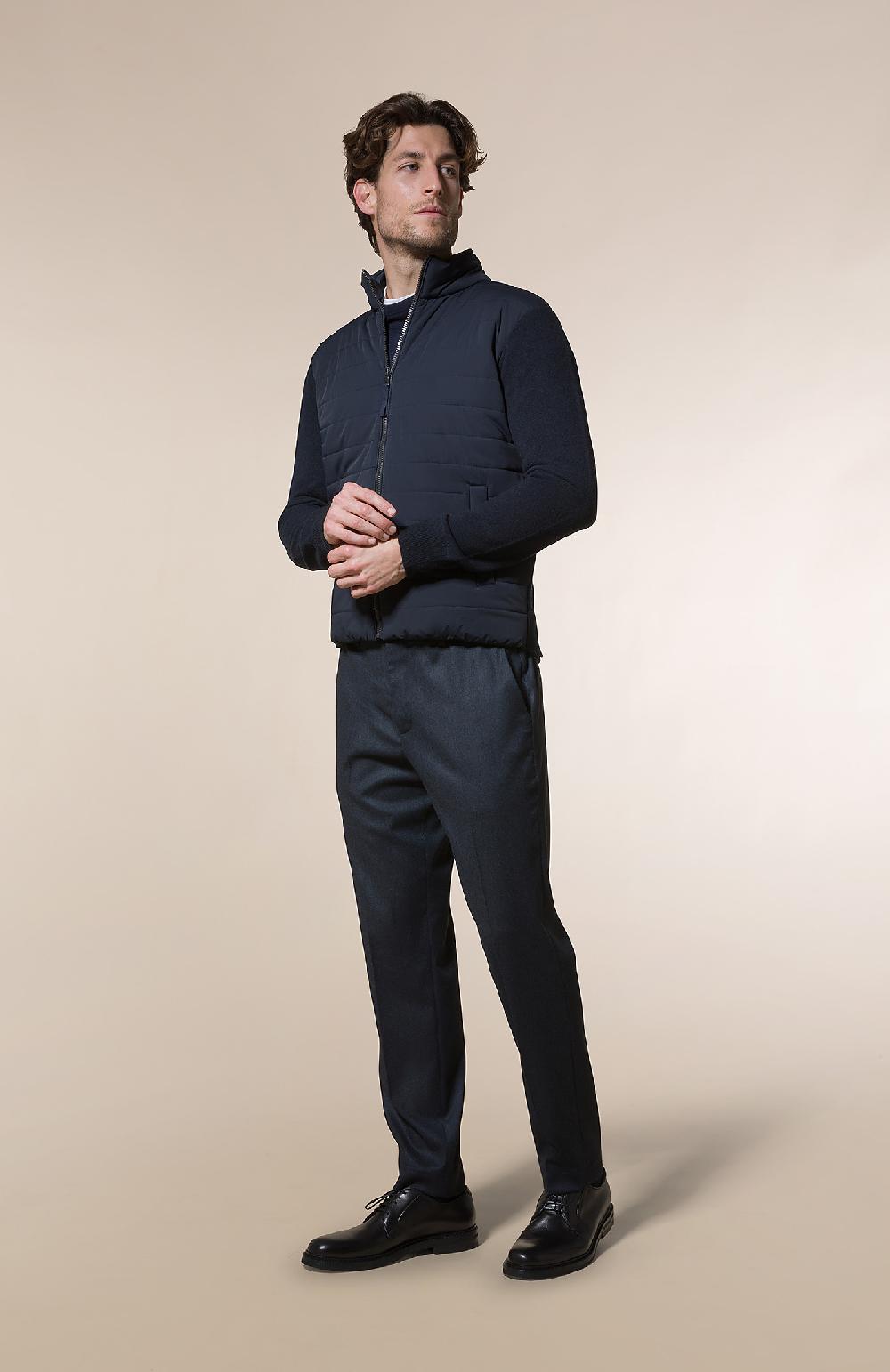 Seventy Pantalone chino realizzato in flanella mono-stretch - Col. Blu Prezzo Ridotto