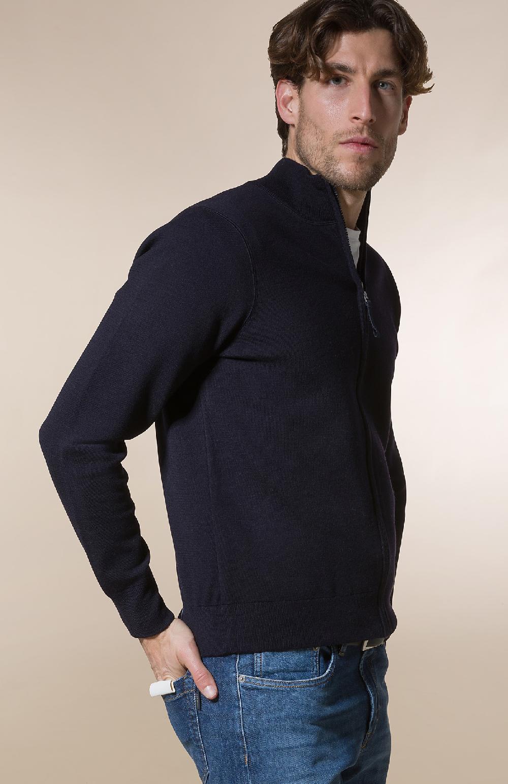 Seventy Maglioncino collo alto e zip frontale - Col. Blu Consegna Veloce