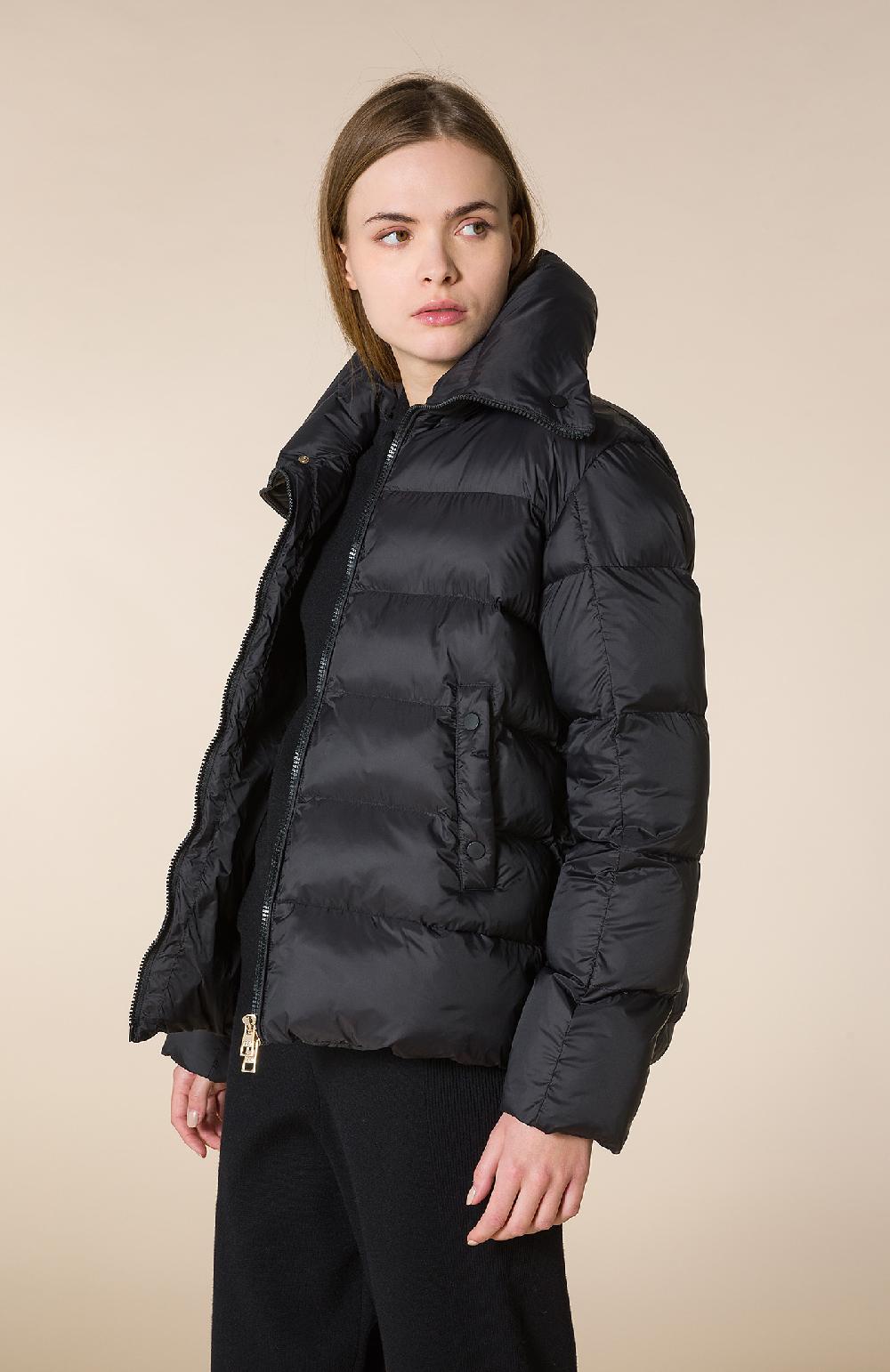 Seventy Piumino corto trapuntato a boudin con full zip - Col. Nero Online