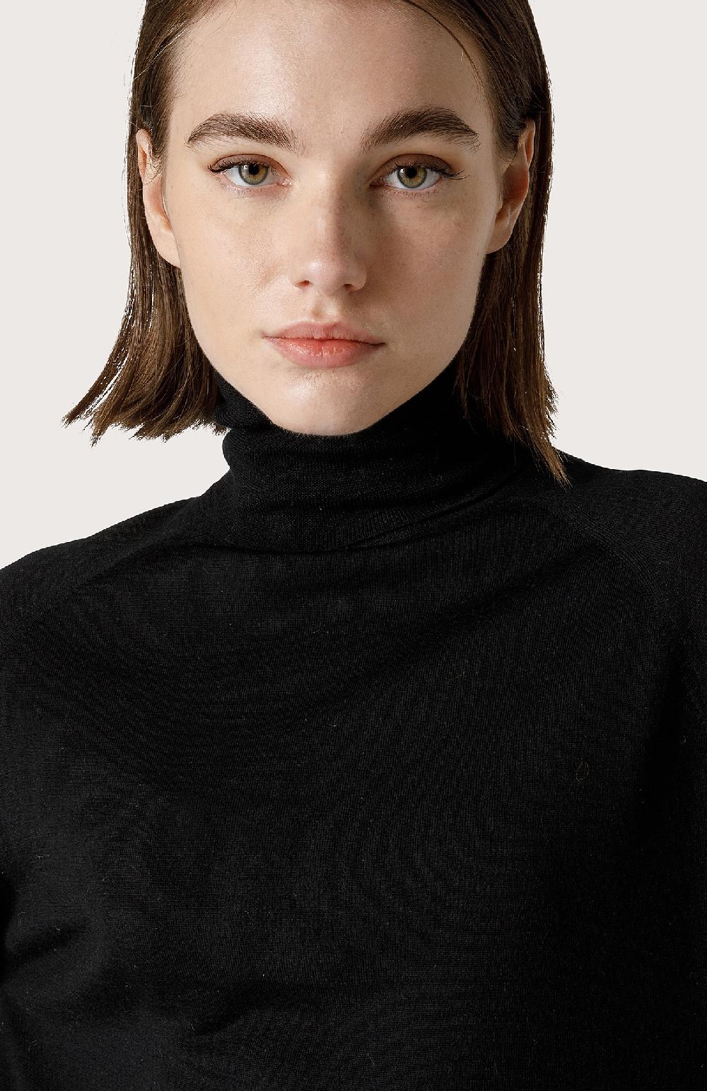 Seventy Dolcevita in merinos sottile - Col. Nero Discount Store per i nuovi prodotti