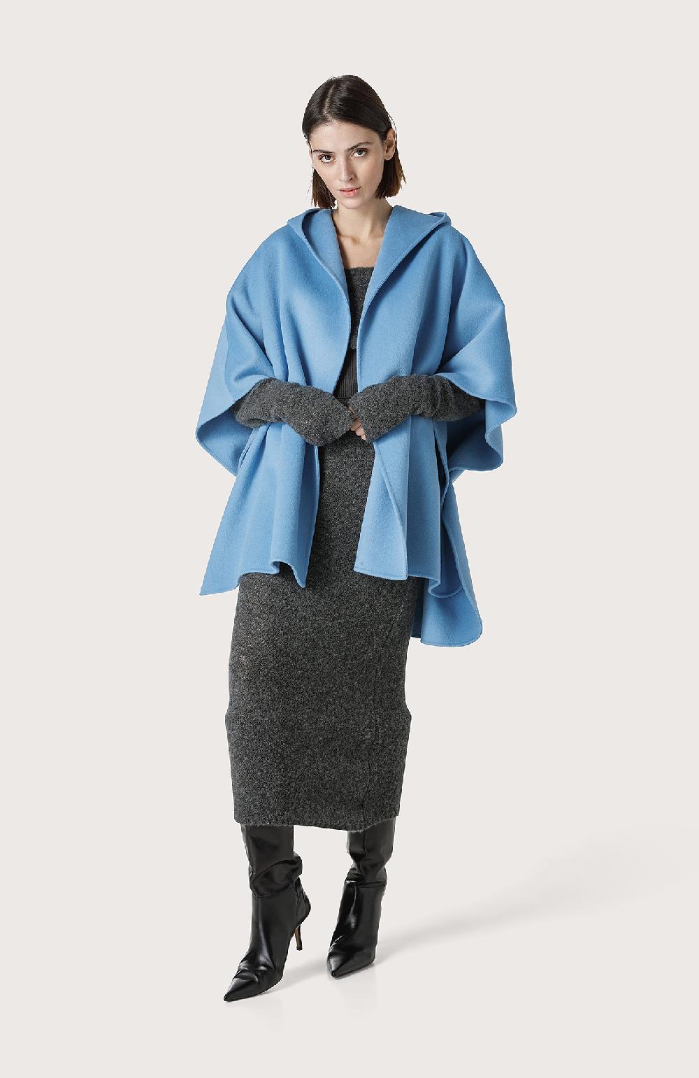 Seventy Cappa con collo a scialle - Col. Blu Fino Al -60%