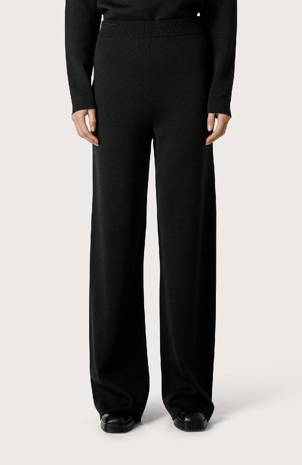 Seventy Pantalone tricot - Col. Nero Ultimi due giorni