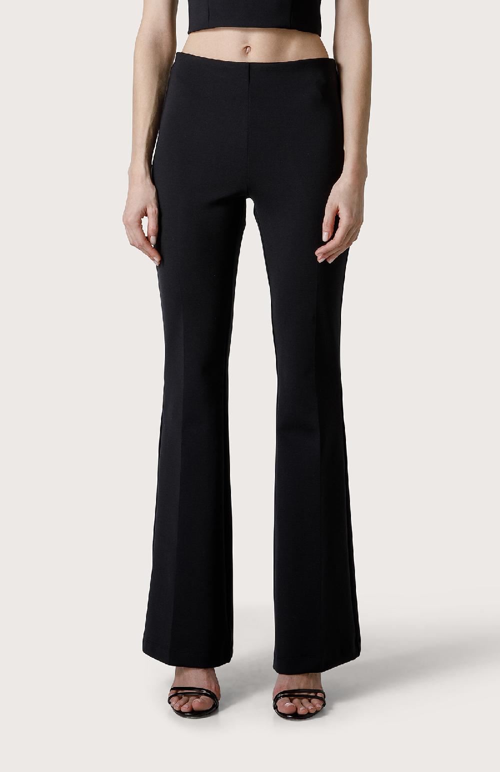Seventy Legging flare - Col. Nero Fino al 55% di sconto