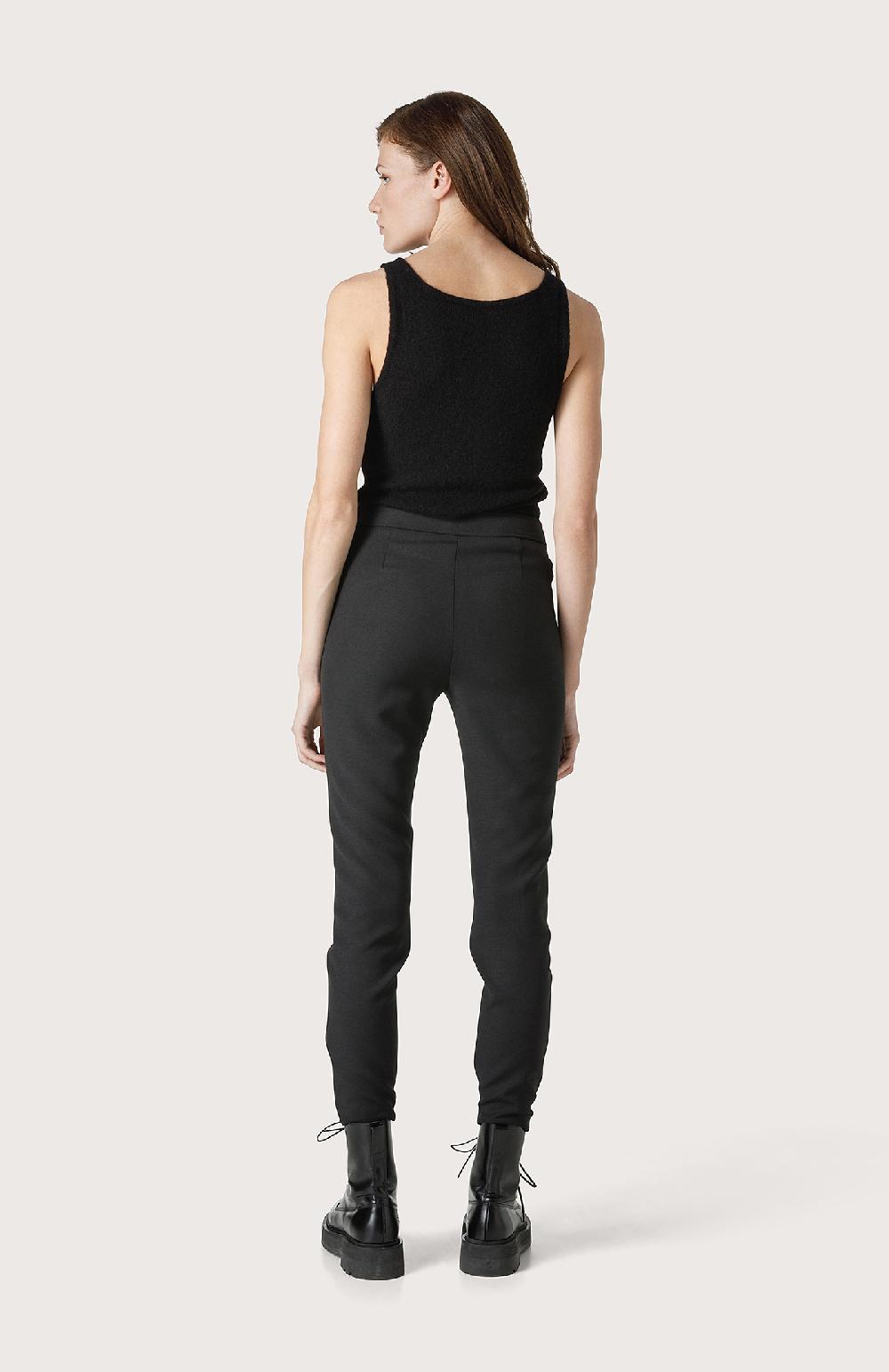 Seventy Pantalone sigaretta senza tasche - Col. Nero Limitato a 3 giorni