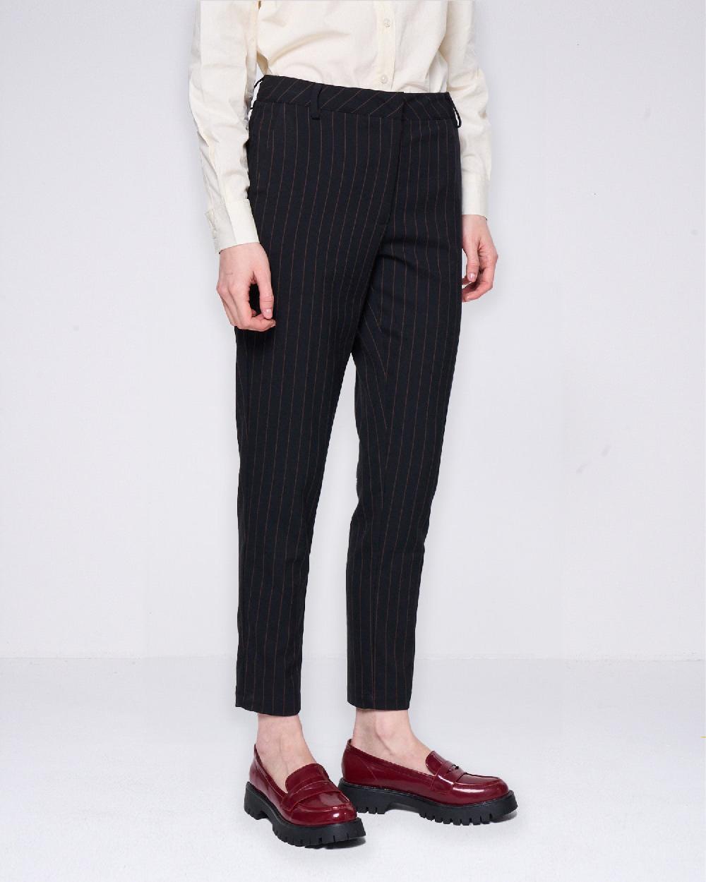 Silvian Heach Pantaloni gessati a sigaretta Offerte
